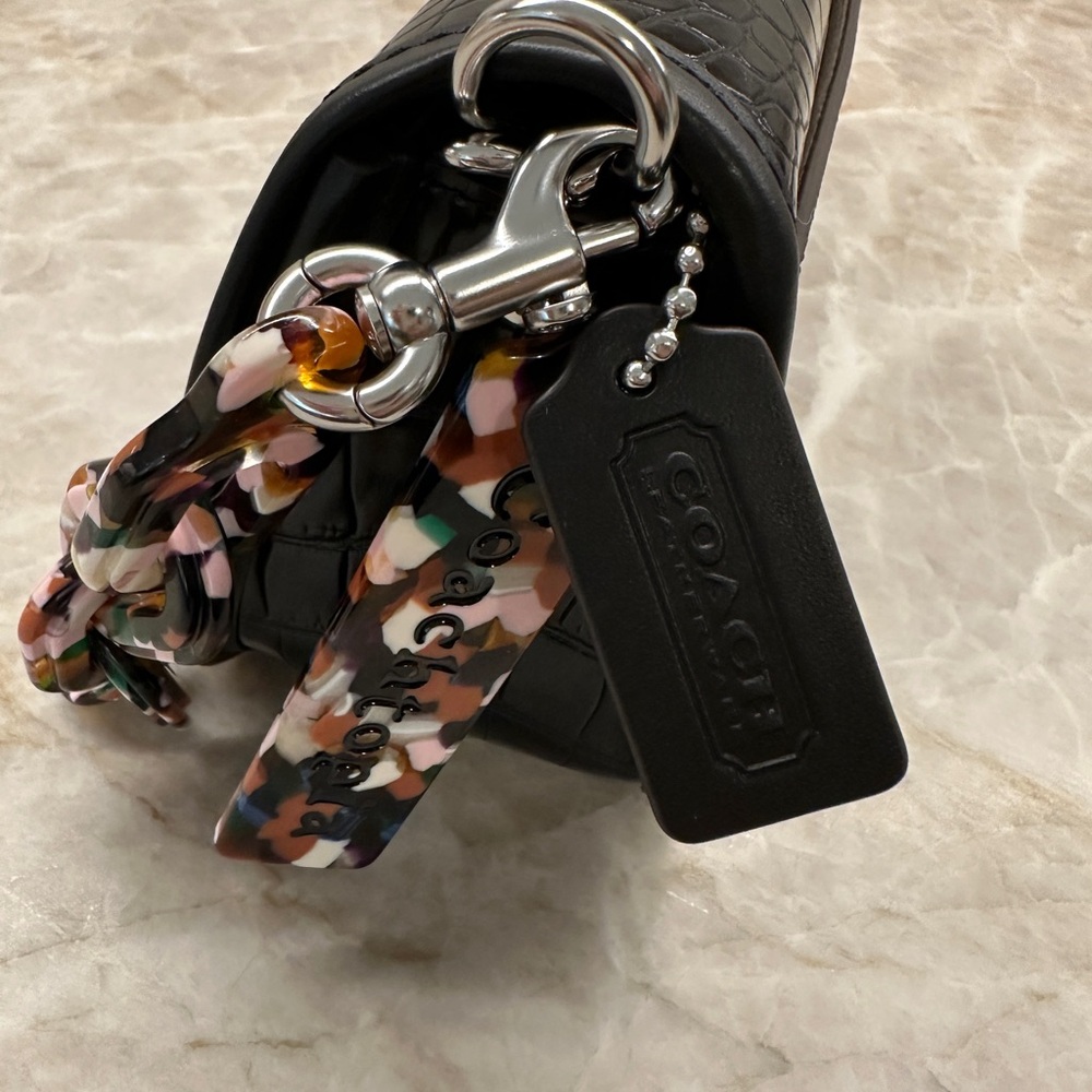 Coachtopia Wavy Dinky Bag in Black Croc-Embossed Leather NWOT - Picture 4 of 9